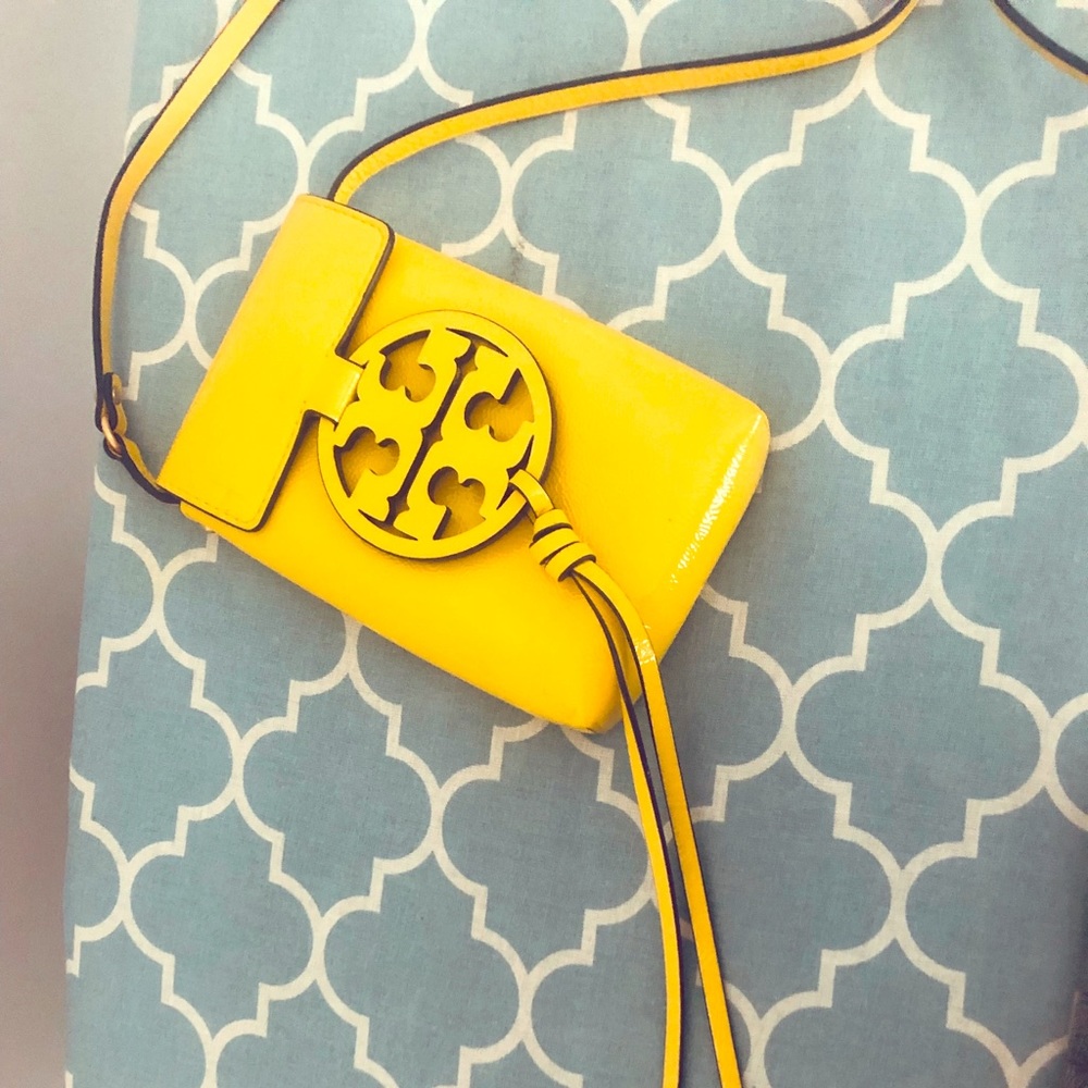 Authentic Tory Burch Miller Patent Phone Crossbody